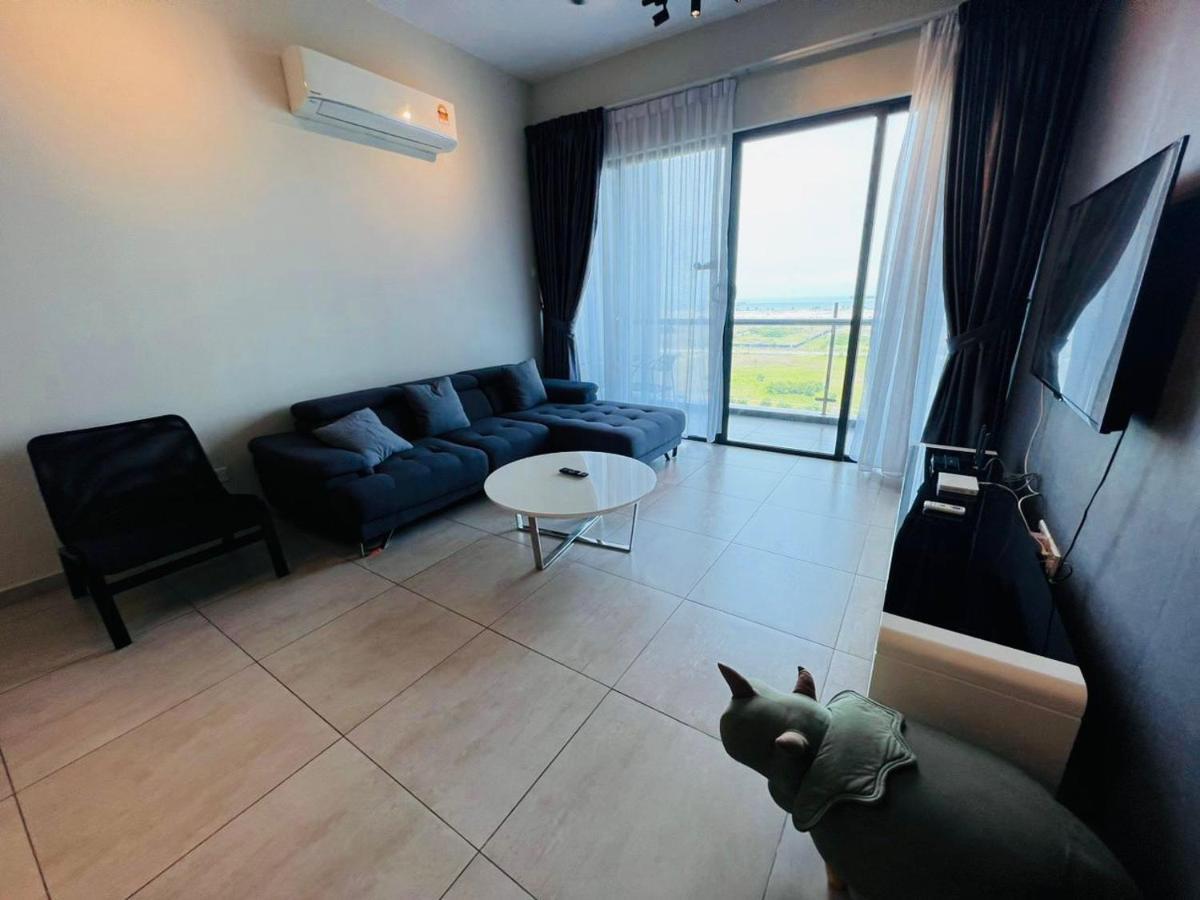 Apartment Attractive Podium View @atlantis *